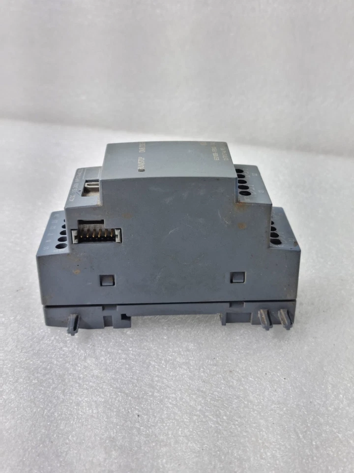 SIEMENS 6ED1055-1FB00-0BA2 DM8 230R EXPANSION MODULE AC/DC 115..240V